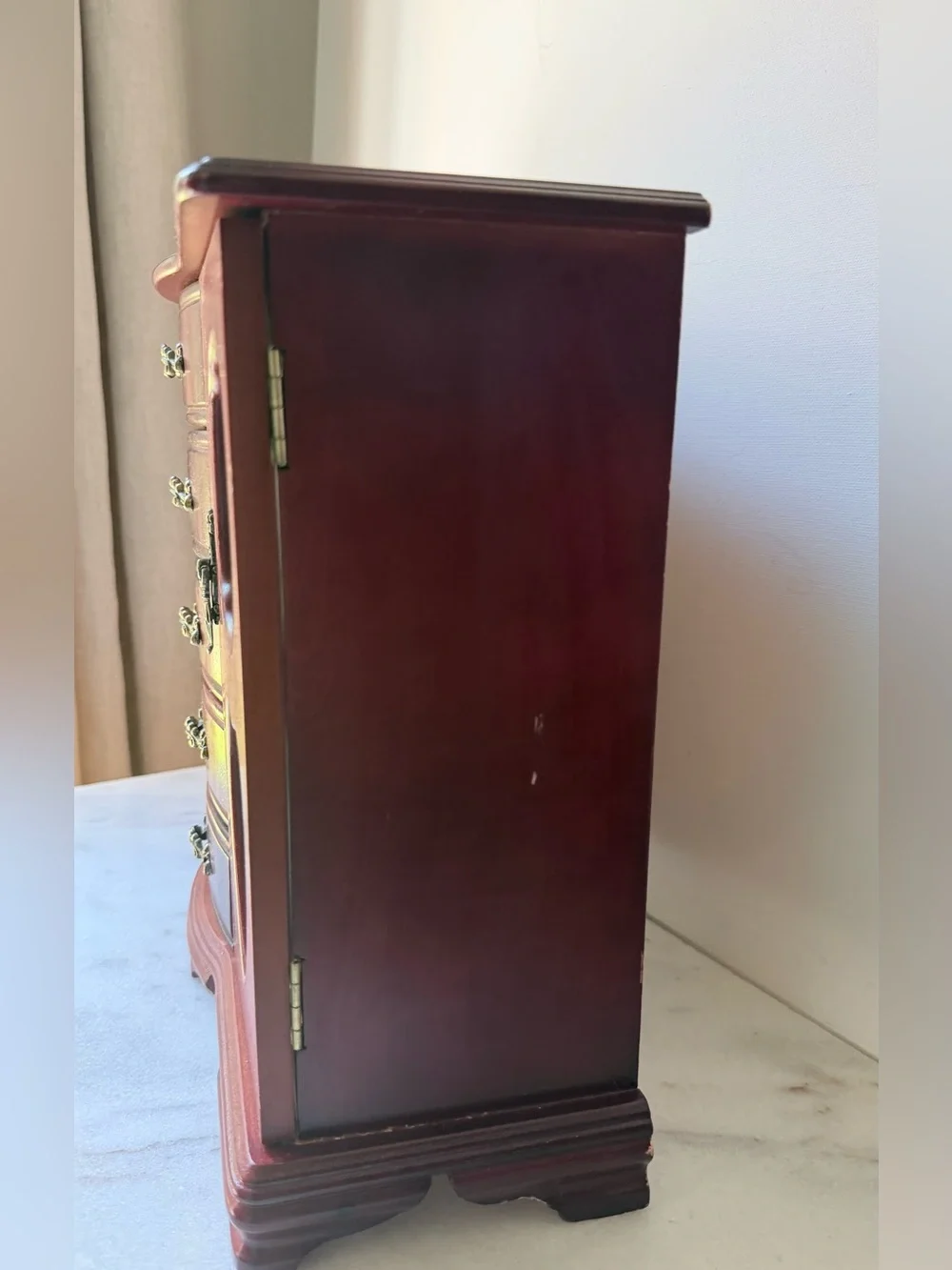 N/A elegant mahogany